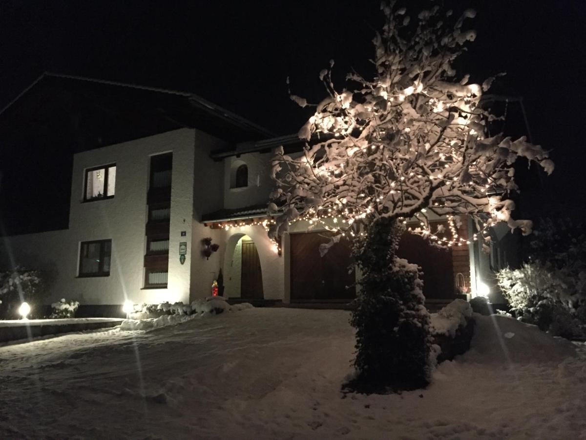 Haus Helga Apartamento Hof bei Salzburg Exterior foto